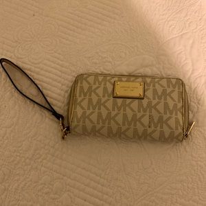 Michael Kors wallet